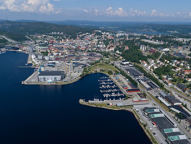 Vy över hamnen.